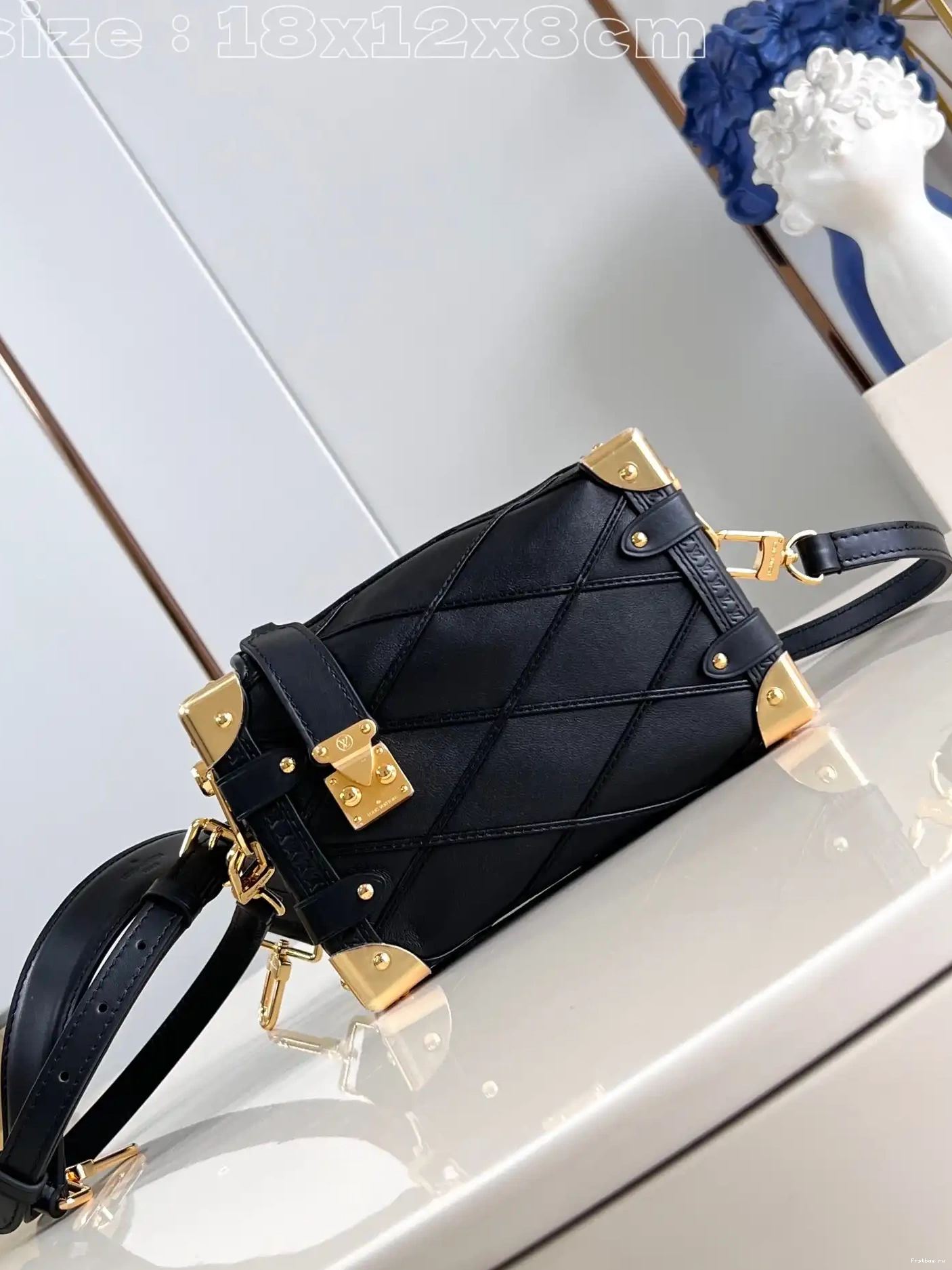 Side VUITTON Trunk PM-18*12.5*8CM LOUIS 0614